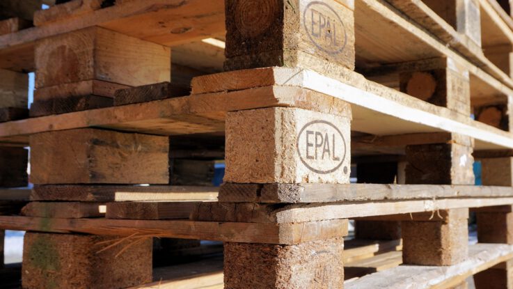 nábytek z palet nábytek z palet