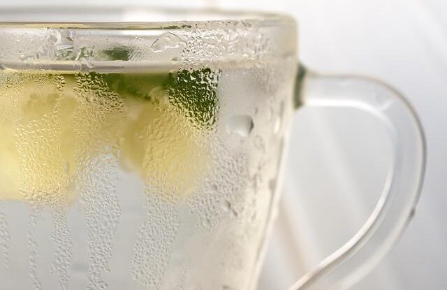 zanesene odpady je mozne uvolnit pomoci jedle sody a octa efektivne vycisti ucpani Zanesené odpady je možné uvolnit pomocí jedlé sody a octa. Efektivně vyčistí ucpání