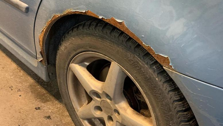 jak odstranit rez z auta udelate to snadno i bez odbornika Jak odstranit rez z auta. Uděláte to snadno i bez odborníka