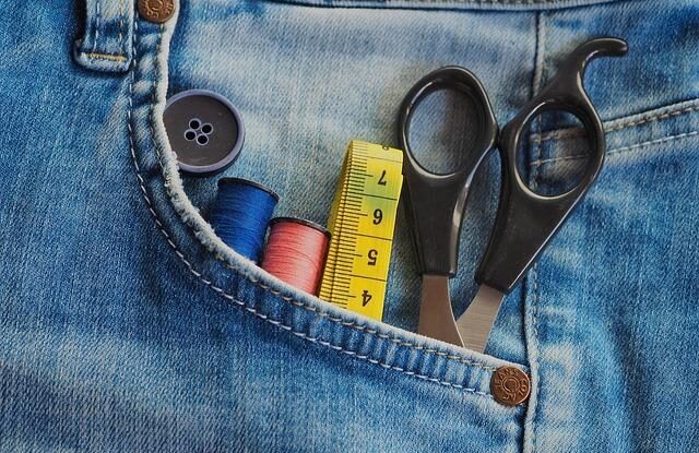 Naučte se nabrousit nůžky na nehty. Za pár minut opět ostré